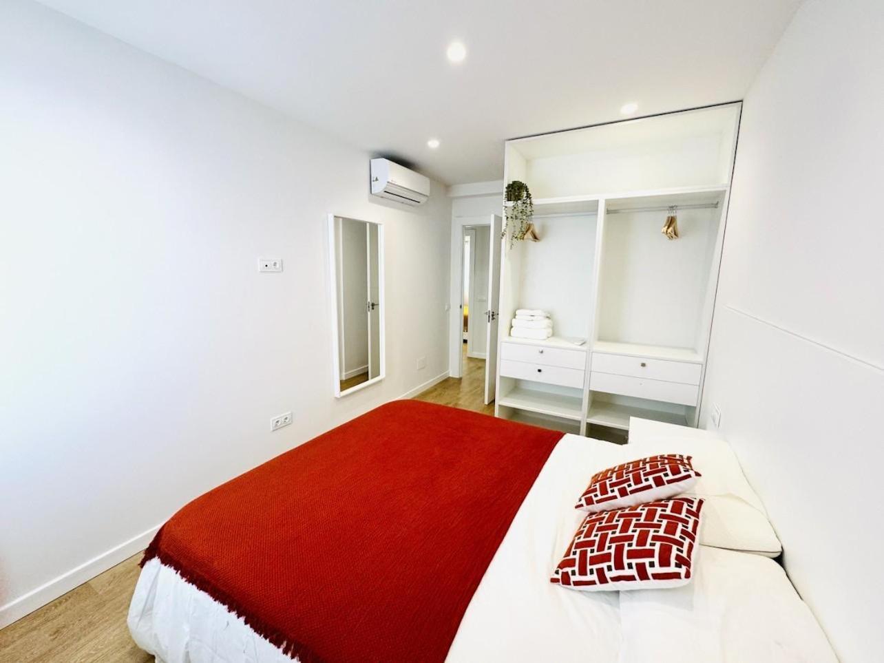 Family Apartment In The Malaga City Center Eksteriør bilde